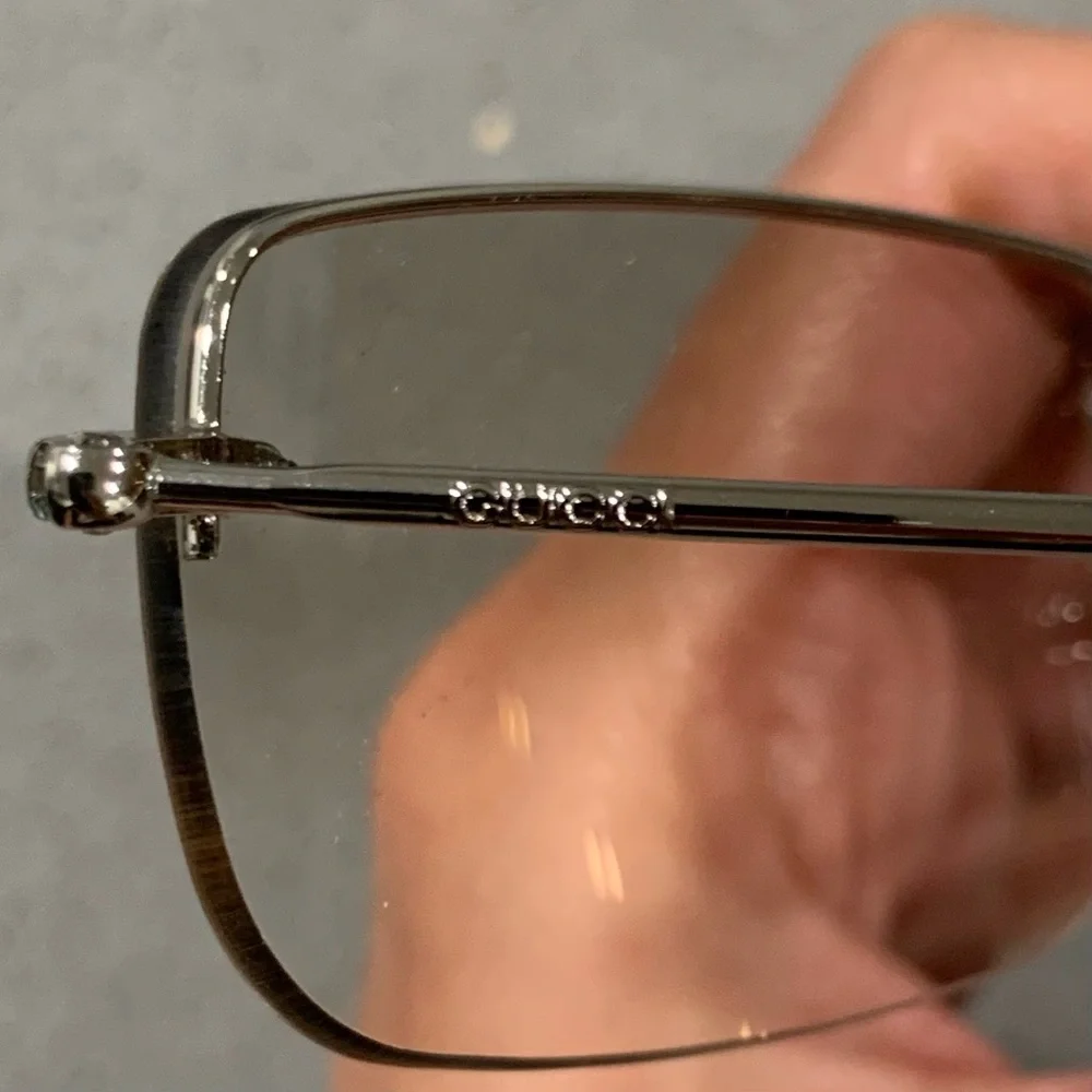 Vintage Gucci Y2K Sunglasses - Picture 5 of 5